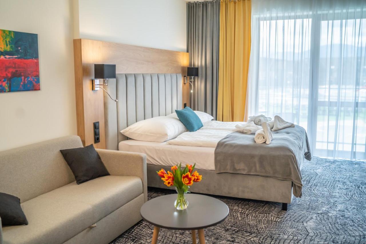 Lux Apartman V Hoteli Akvamarin Bešeňová Kültér fotó
