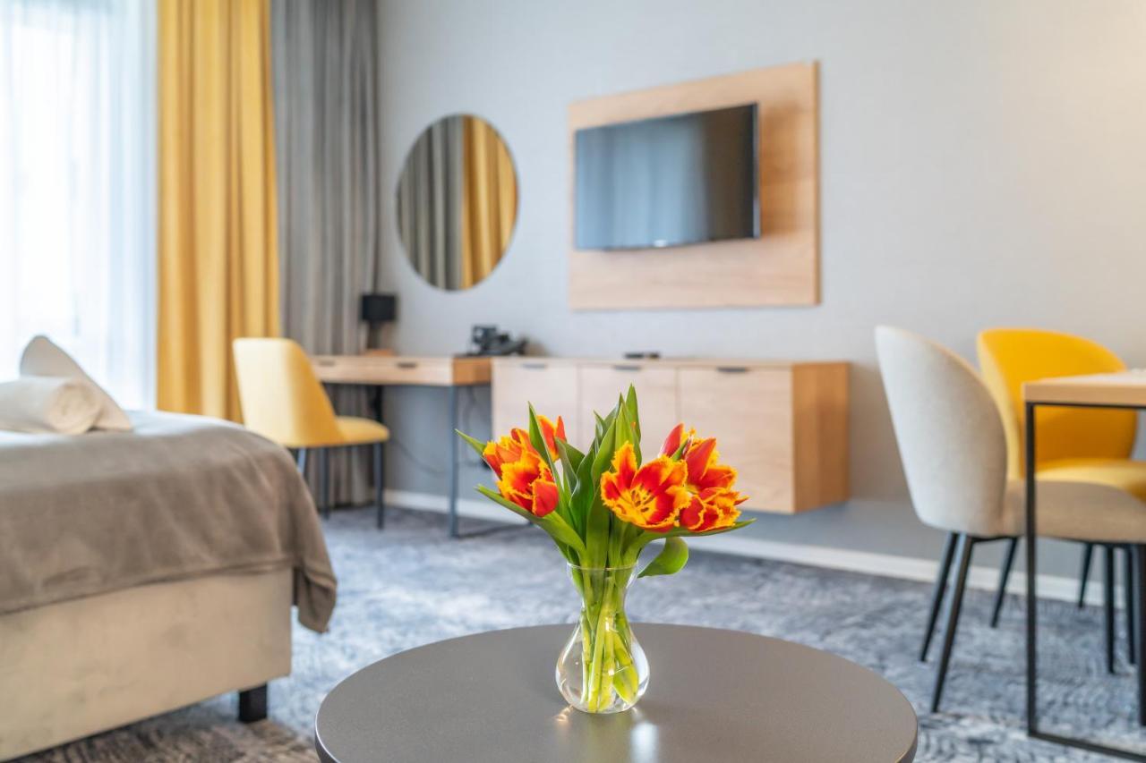 Lux Apartman V Hoteli Akvamarin Bešeňová Kültér fotó