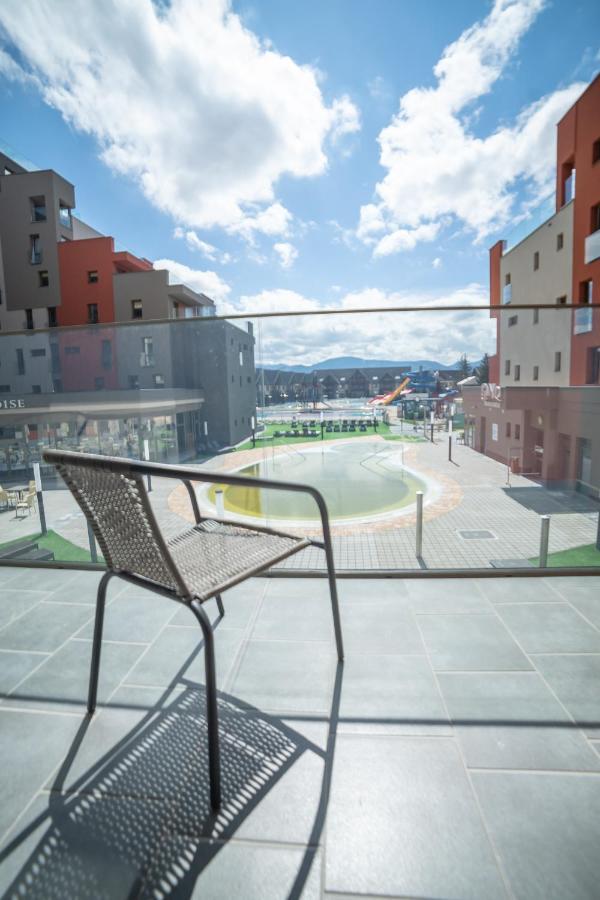 Lux Apartman V Hoteli Akvamarin Bešeňová Kültér fotó